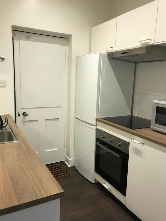 Appartamento Regent Road Annexe Surbiton Esterno foto