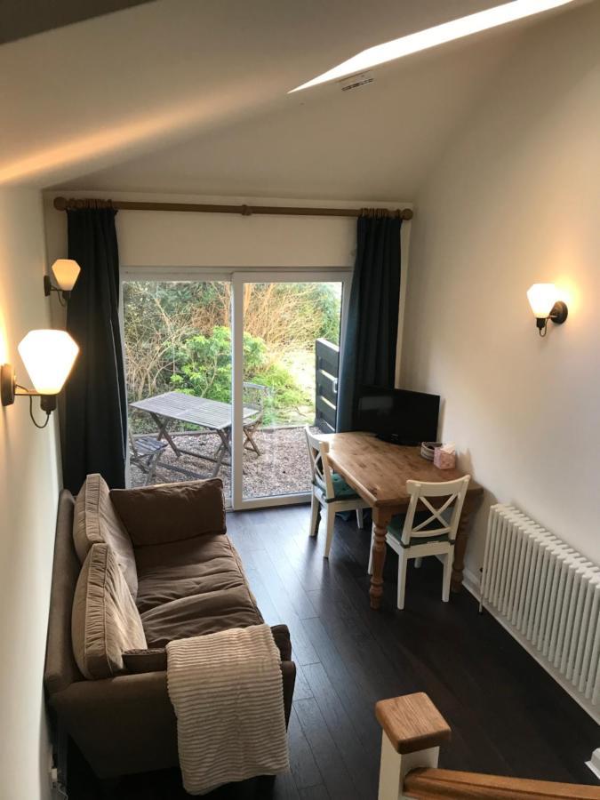 Appartamento Regent Road Annexe Surbiton Esterno foto